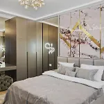 Two The Paradise Of Lights Apartman